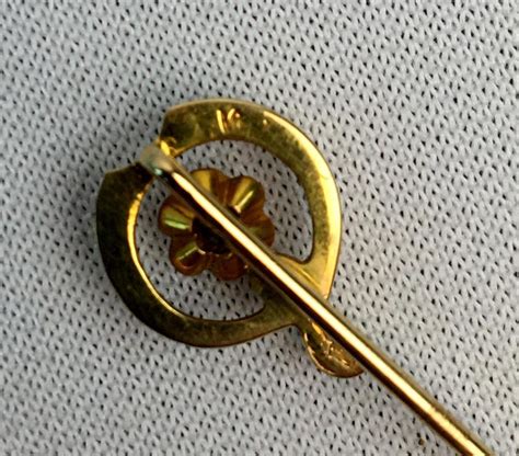 Lot Vintage Signed 14k Gold Stick Pin W Diamond Accent And Velvet Case