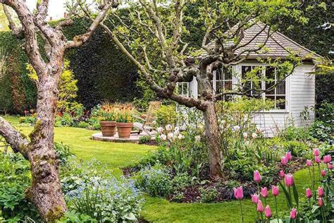 8 Wonderful English Country Gardens Real Homes