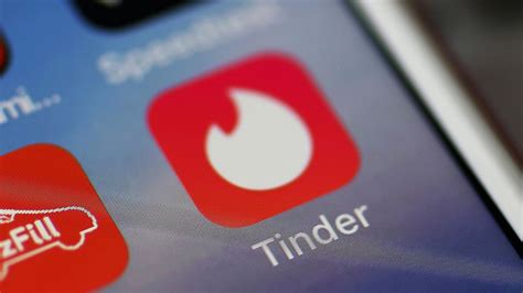 Best dating apps for your android and ios mobile to find potential match for you and make new friends online. Valentine's Day 2021: Dating Apps You Need to Try Out if ...