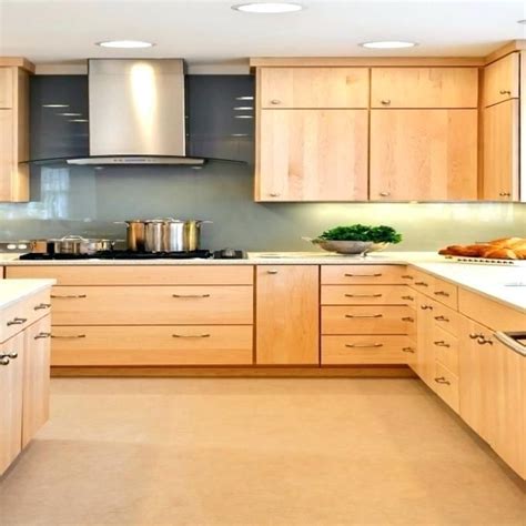 The pearl maple glaze wf396 is: Wall Color With Maple Cabinets Kitchen Maple Cabinets ...