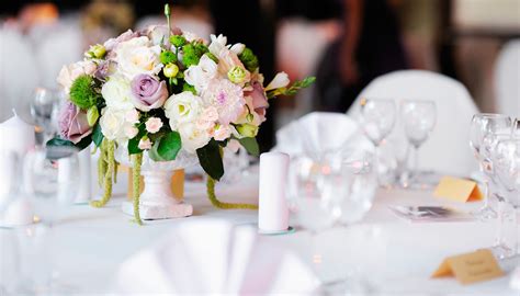 Terungkapnya aksi penipuan, setelah salah satu korban kecewa saat hari pelaksanaan, tidak satu pun persiapan disediakan oleh penyelenggara. How to Name Your Wedding Planner Business | StartupGuys.net