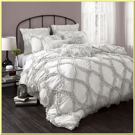 White And Grey Comforter Set Bedroom Home Decorating Ideas Wvq3lav8db