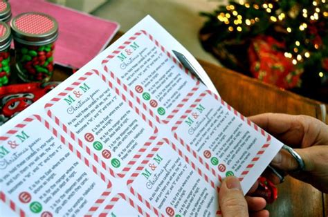 Download this printable poem, along with a bag of candy, to share the gospel with kids this easter. M&M Christmas Poem Candy Jar Tutorial - Simple Sojourns