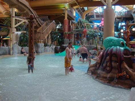 Castaway Bay Indoor Waterpark Resort And Spa Review And Coupon Code