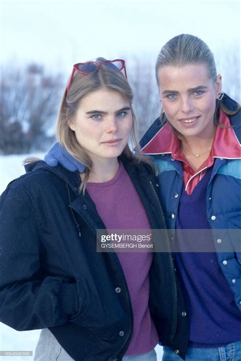 Mariel Hemingway With Her Older Sister Margaux Hemingway 1980 In 2022 Mariel Hemingway