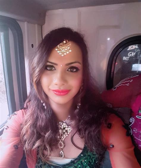 Riya Roy Indian Transsexual Escort In Bangalore