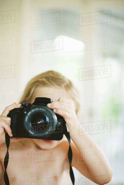 Pic Photo Young Nude Girl Taking A Picture With A Camera Sunwalls