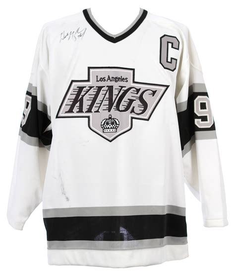 The official twitter account for the great one joins the king of sportsbooks. Lot Detail - 1988-96 Wayne Gretzky Los Angeles Kings Dual ...