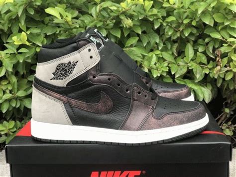 Women Air Jordan 1 Retro High Og Patina