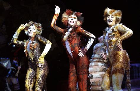 The Musical Cats Is Coming Back To Broadway Musical Movies Cat