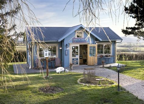 Our map displays the areas and neighborhoods around all skjærhalden hotels so you can see how close you are from. Hytte Skjærhalden 39 m2 - Gressvik Utemiljø AS