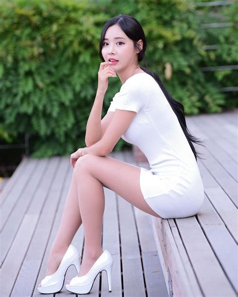좋아요 162개 댓글 1개 instagram의 거대킁 korea giant2 님 habin s2 모델 하빈 갈색포토촬영회 절세미녀 거대킁 모델 스타킹