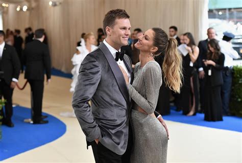 Tom and gisele first met through a mutual friend at west village wine bar turks & frogs in 2006. How Rich Is Gisele Bündchen? Her Net Worth Beats Tom Brady's