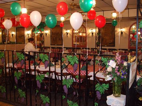 Keep it simple by decorating with italian flag themed tableware and scene setters. italian themed party - Must do red, green and white ...