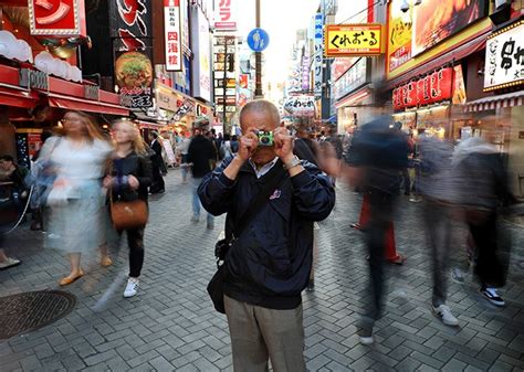 Osaka Photo Project Puts Homeless People Behind The Lens The Asahi
