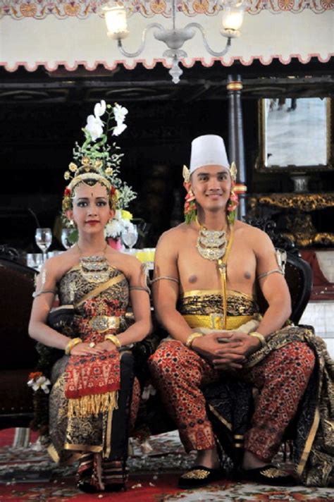 Baju Pengantin Adat Jawa Solo Basahan Gaun Pengantin Dan Pesta Pernikahan