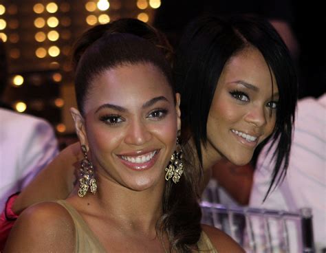 Rihanna E Beyoncé Agli Mtv Video Music Awards A Las Vegas In Nevada 9