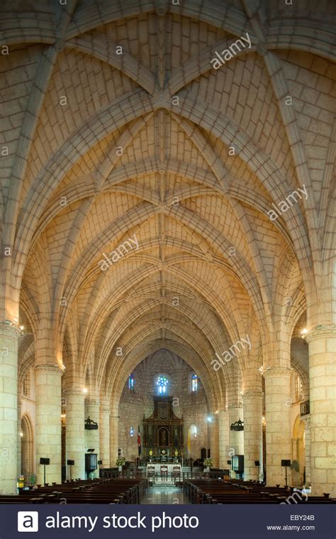 dominikanische republik santo domingo zona colonial basilica menor de la virgin de la