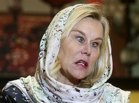 Sigrid kaag minister for foreign trade and development cooperation. Minister Sigrid Kaag (óók D66!) op bezoek in Iran ...
