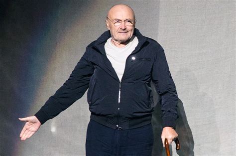 Philip david charles collins lvo (born 30 january 1951) is an english drummer, singer, record producer, songwriter and actor. Phil Collins Shrugs Off Health Problems, Delivers the Hits ...