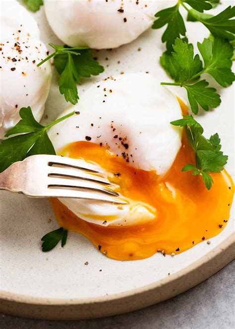 Poached Eggs Recipetin Eats