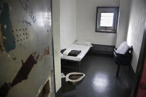 Nyc Lawmakers Ban Solitary Confinement In Its City Jails
