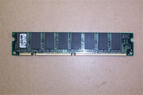 B6483b 32mb Pc100 168 Pin Dimm Has 16 Hy57v168010c Ltc 10s Chips Ebay