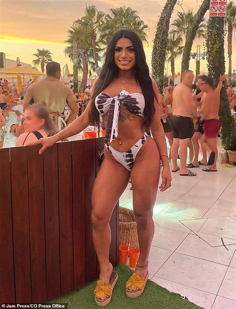 Playboy Model Who Used To Be Chubby Says That Her Muscles Scare Men Off With One Date