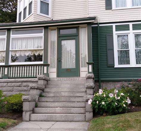 Lizzie Bordens Maplecroft Home Has New Owners Viva Fall River