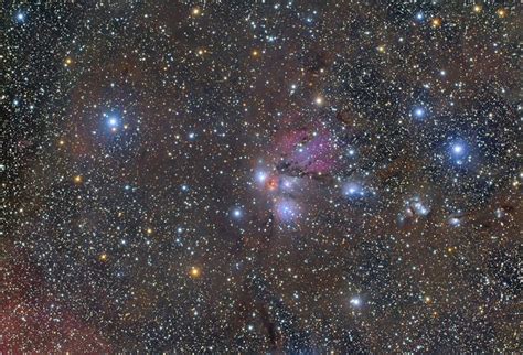 Ngc 2170 The Angel Nebula In Monoceros Nebula Colour Camera Rocks
