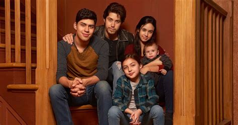 Party Of Five Reboot Where Are The Shows Original