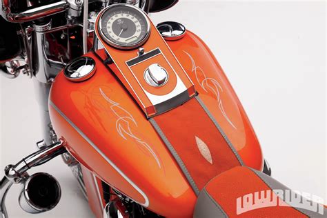Lowbrow customs has the perfect universal motorcycle gas tank s, from small on to large one for your next sportster® build. 2008-harley-davidson-softail-deluxe-gas-tank-pinstripes ...