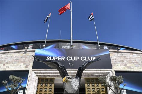 Uefa works to promote, protect and develop european football across its. Supercoppa Europea, il Chelsea precede il Liverpool | Foto ...