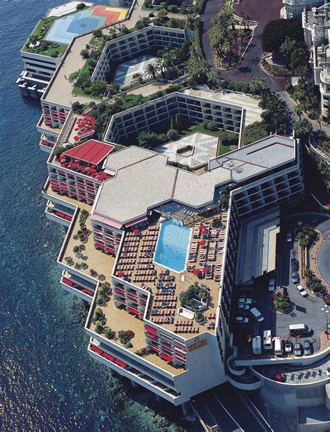 Luxury Getaway At Hotel Fairmont Monaco