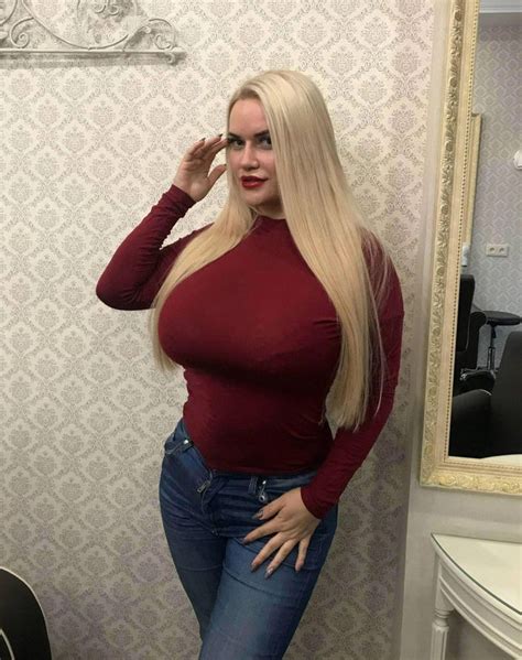 Tight Red Shirt 2busty2hide