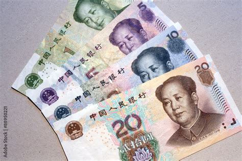 Yuan Renminbi Coin And Banknote Stock Foto Adobe Stock