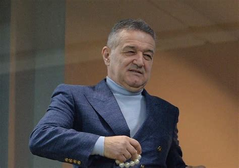 Gigi becali, the owner of steaua bucharest, is a notorious asshole: Păcatele din tinerețe ale lui Gigi Becali! Latifundiarul ...