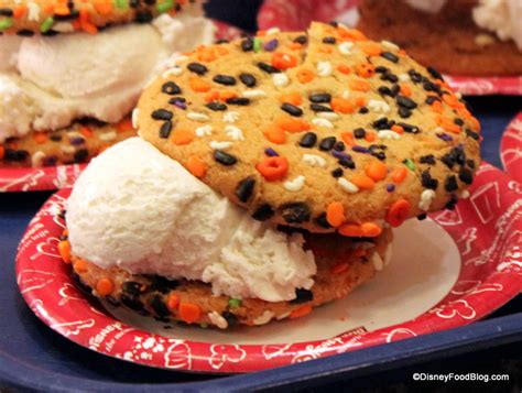 Halloween Treats In Walt Disney World The Disney Food Blog