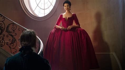 Why Caitriona Balfes Outlander Gown Made Her Feel Like A Massive Truck