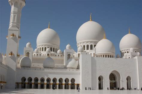 De Leukste Bezienswaardigheden In Abu Dhabi Travelbliss