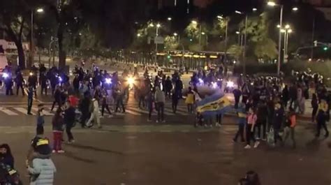 Incidentes En Los Festejos De Boca Gases Corridas Y Enfrentamientos Con La Policía En El