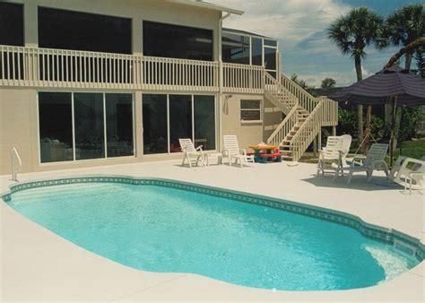 All blue hawaiian pools models. Classic Blue Hawaiian Fiberglass Pools ⋆ Blue Hawaiian ...