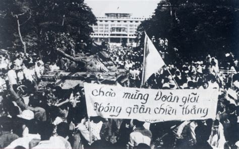 Chiến dịch Hồ Chí Minh giải phóng hoàn toàn miền Nam thống nhất đất nước