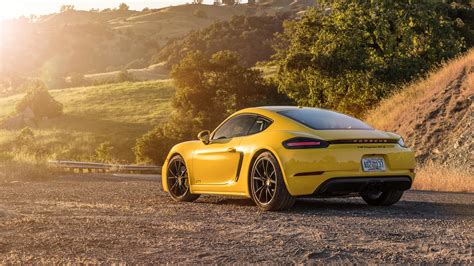 2019 Yellow Porsche 718 Cayman Gt4 Sports Car Wallpapers Wallpaper Cave