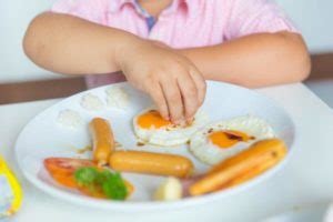 Brot wird ab dem 10. Ab wann dürfen Babys Eier essen? | Babyled Weaning