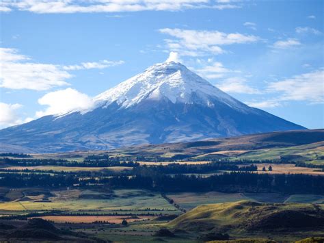 Cotopaxi National Park Hiking To The Volcano Refuge Without A Tour In