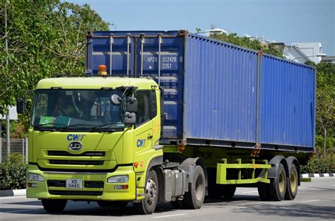 cwt nissan diesel quon gk container truck xdg nighteye flickr