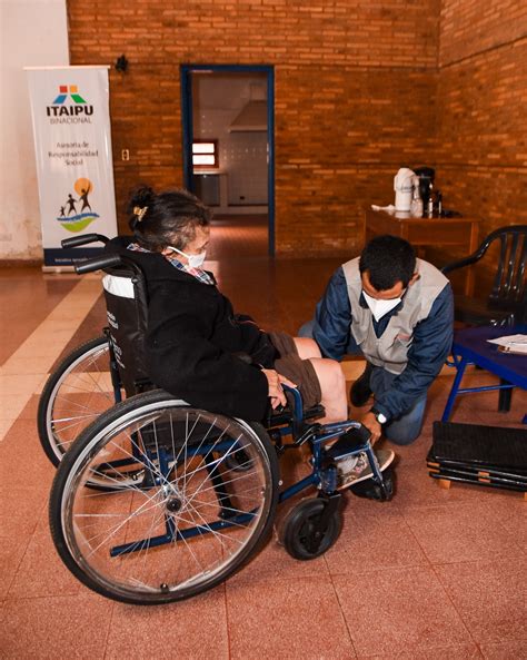 Entrega De Sillas De Ruedas Y Ayudas Técnicas A Personas Con Discapacidad Itaipu Binacional