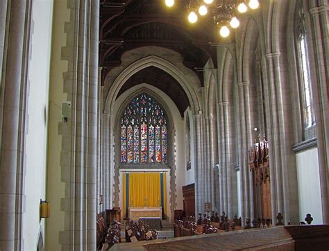 Chapel Interior Trinity College Hartford Ct College Tou Rex