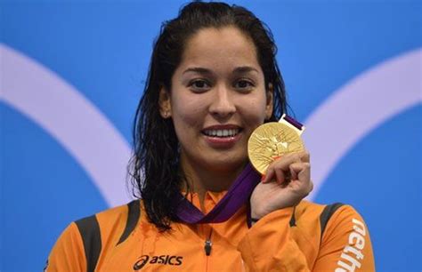 Ranomi kronowidjojo is a dutch swimmer who has competed at the 2008, 2012 and 2016 olympic games. Ranomi Kromowidjojo te gast bij De Dino Show - Waterkant